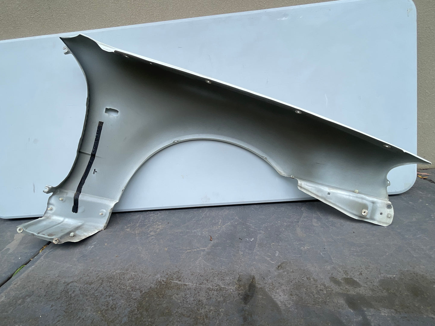 R34 GTR GENUINE FRONT GUARDS PAIR