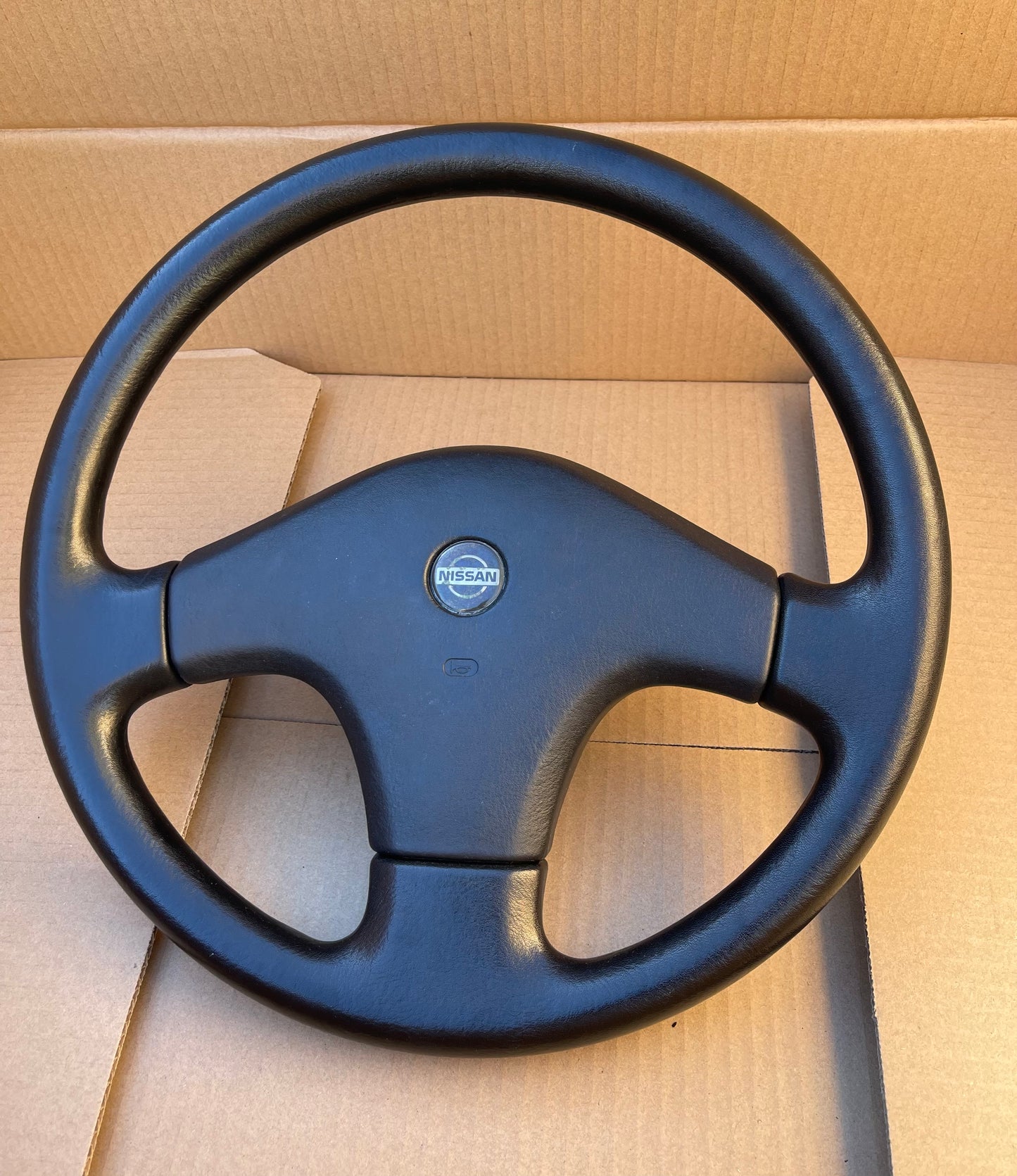 180SX STEERING WHEEL IN