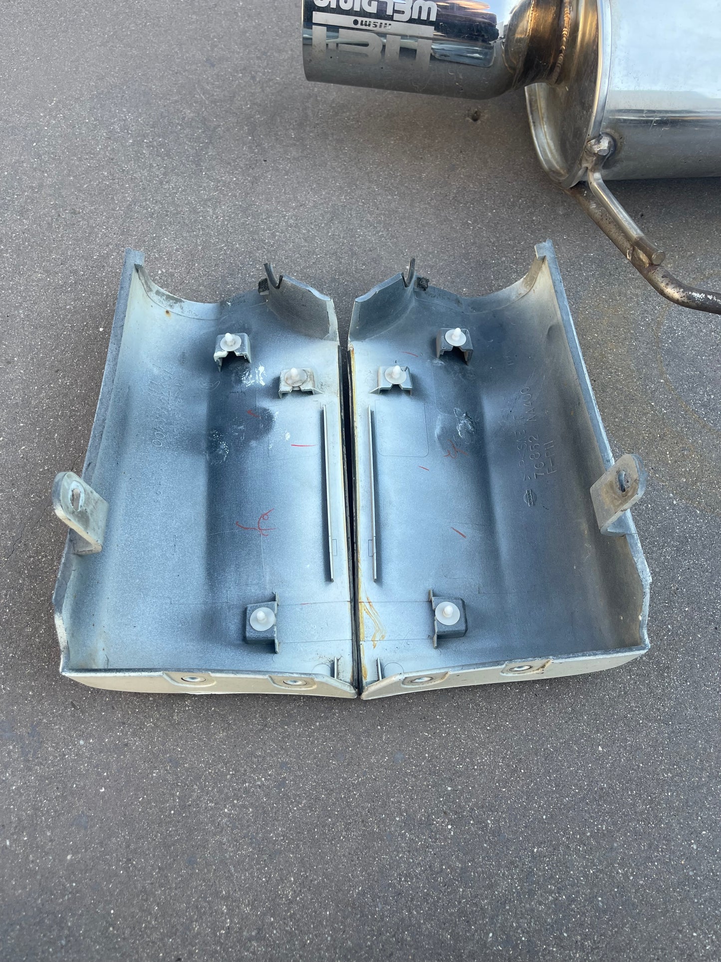 R34 GTR GENUINE PODS