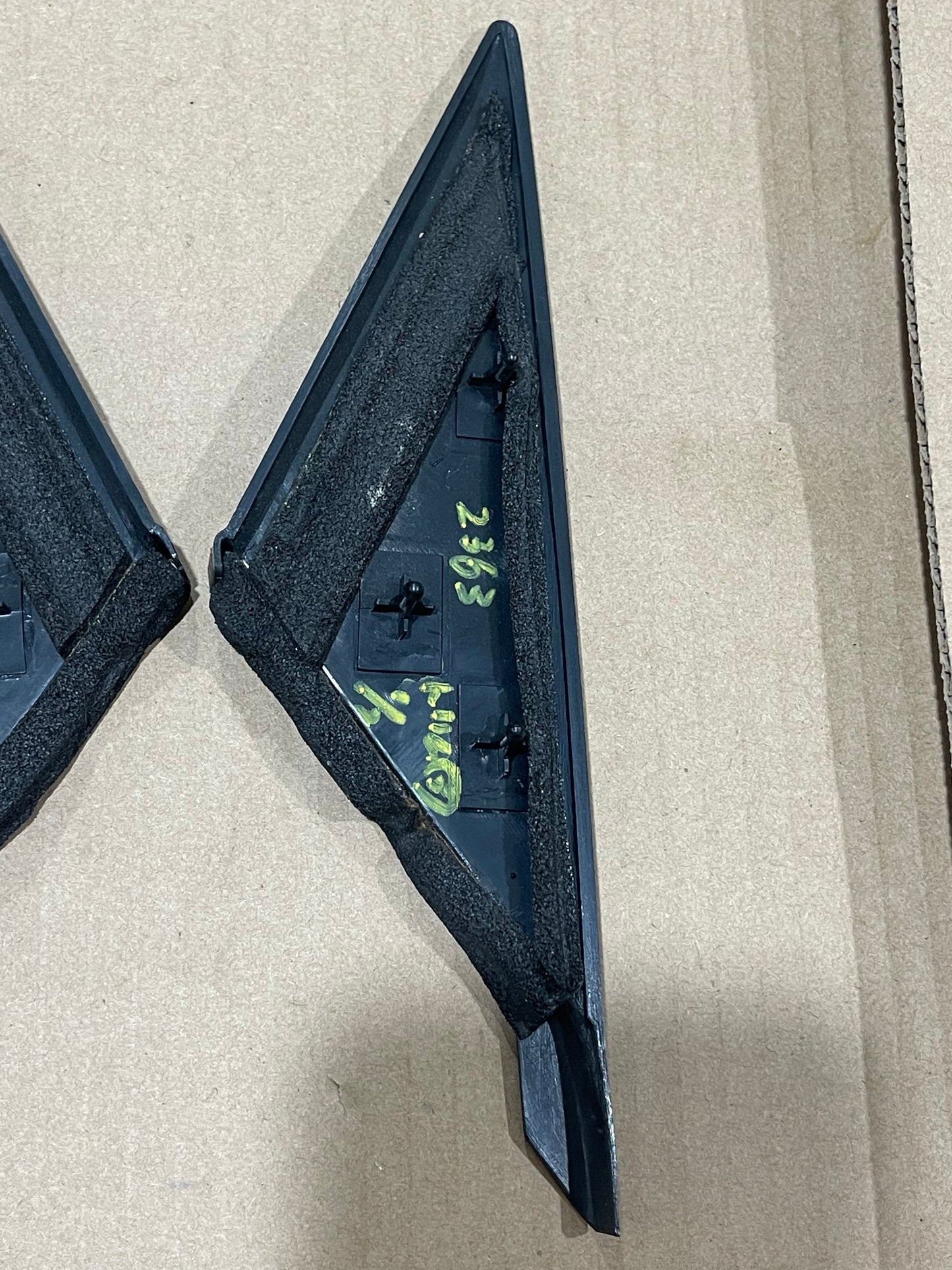R32 INNER MIRROR COVER