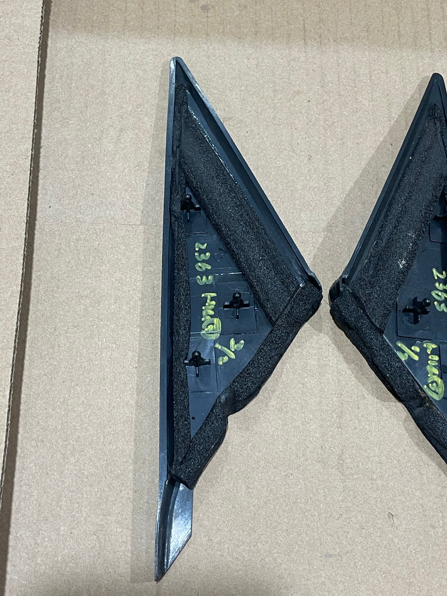 R32 INNER MIRROR COVER