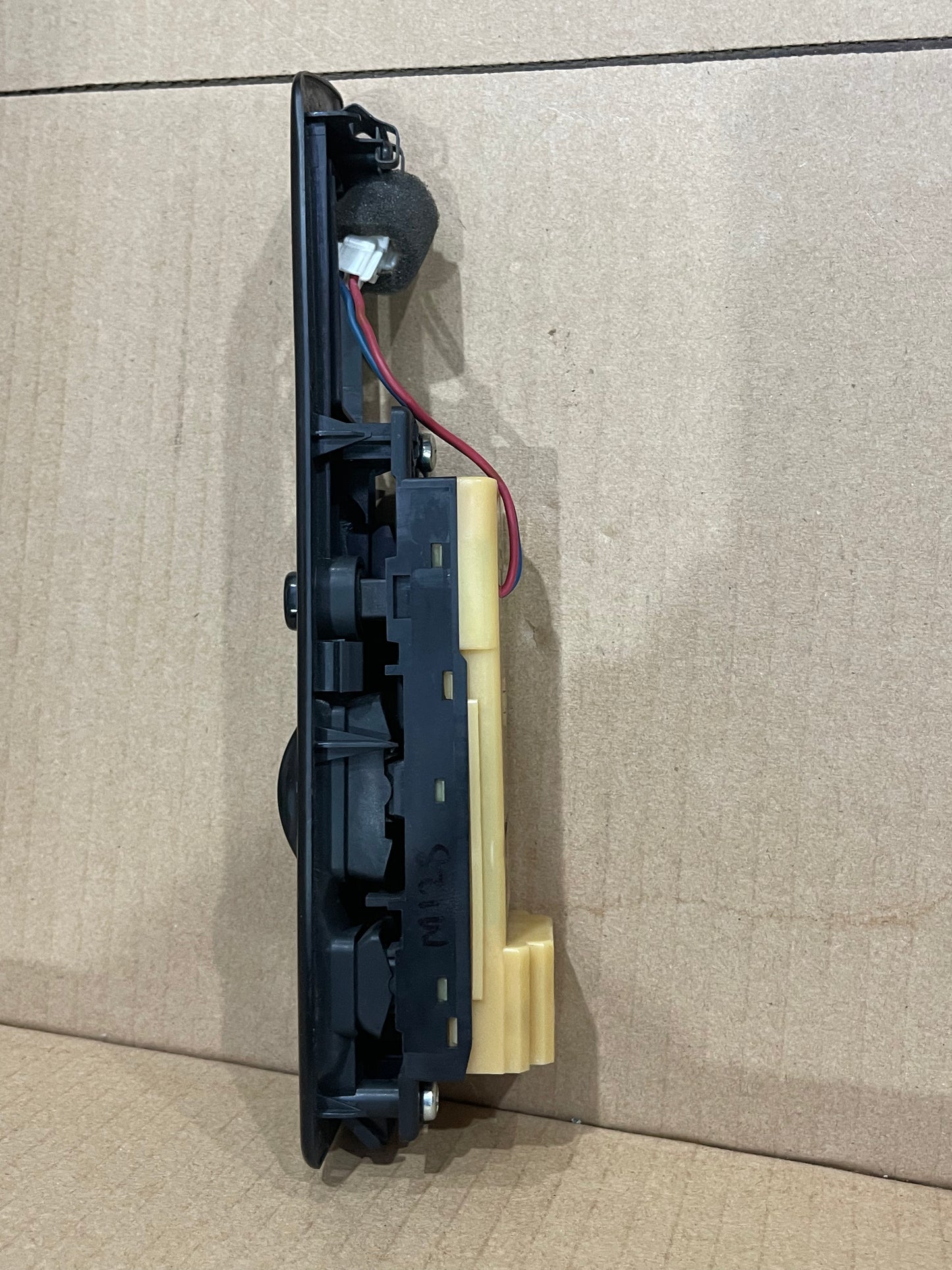 R32 HCR32 SKYLINE SEDAN WINDOW SWITCH