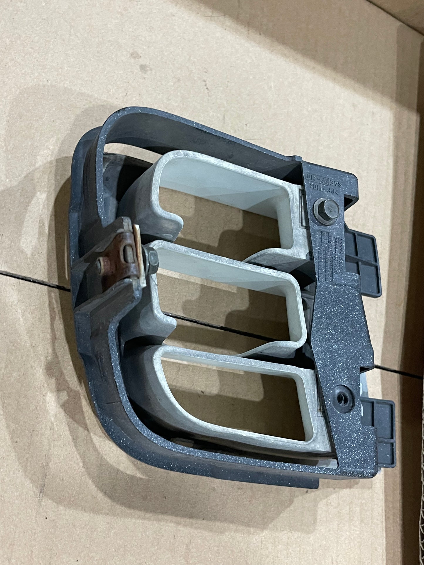 R34 GTT FRONT BUMPER VENT/DUCT
