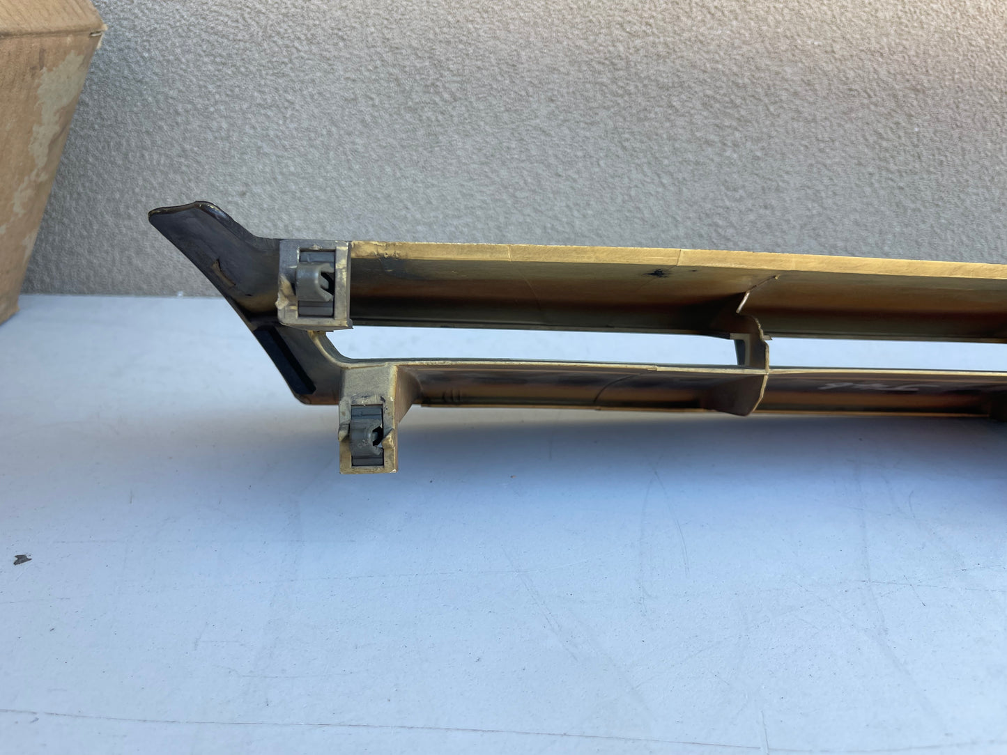 GENUINE R32 GTR FACTORY OEM GRILL