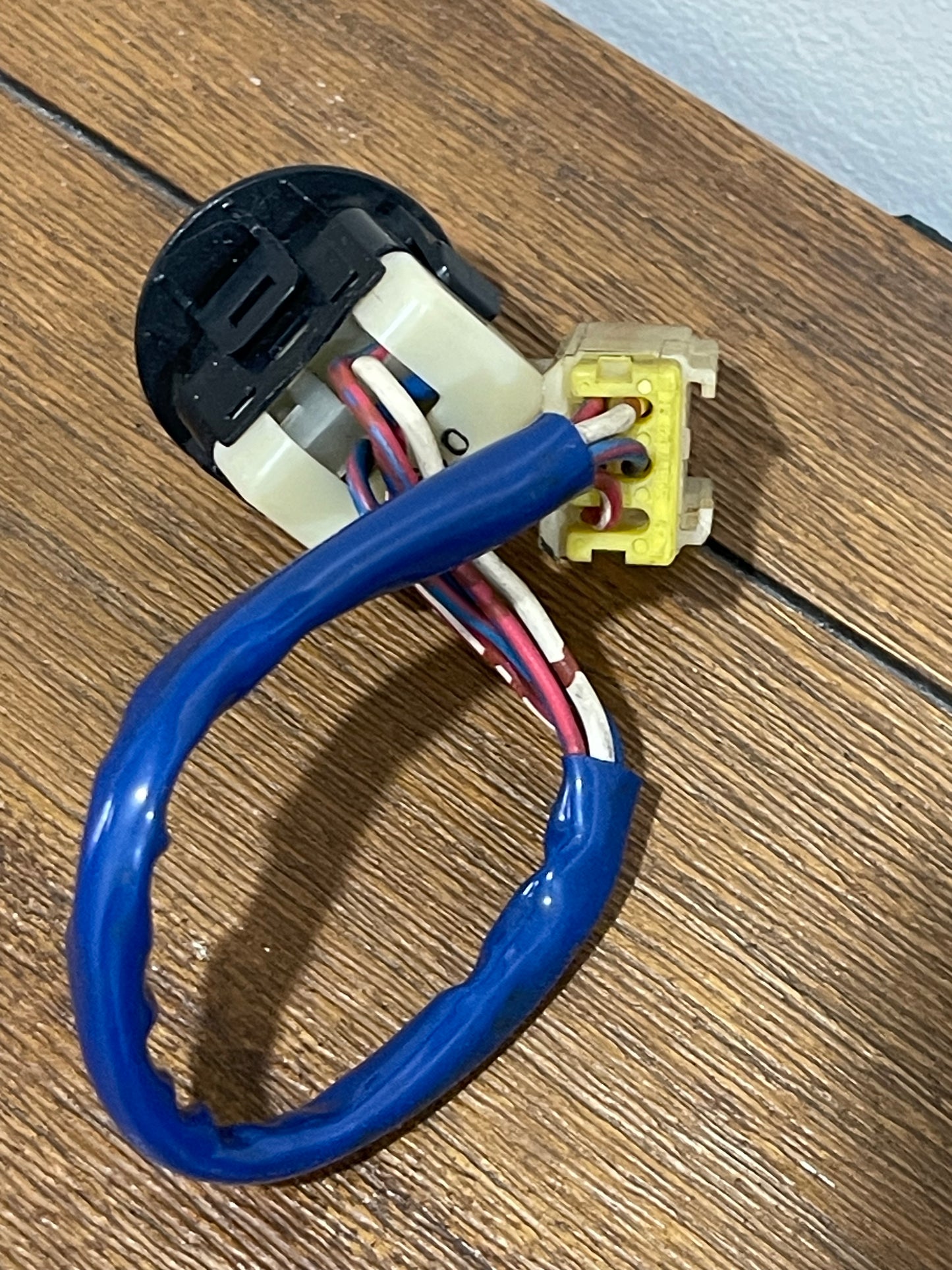 R32 GTR GTST PASSENGER DOOR WINDOW SWITCH