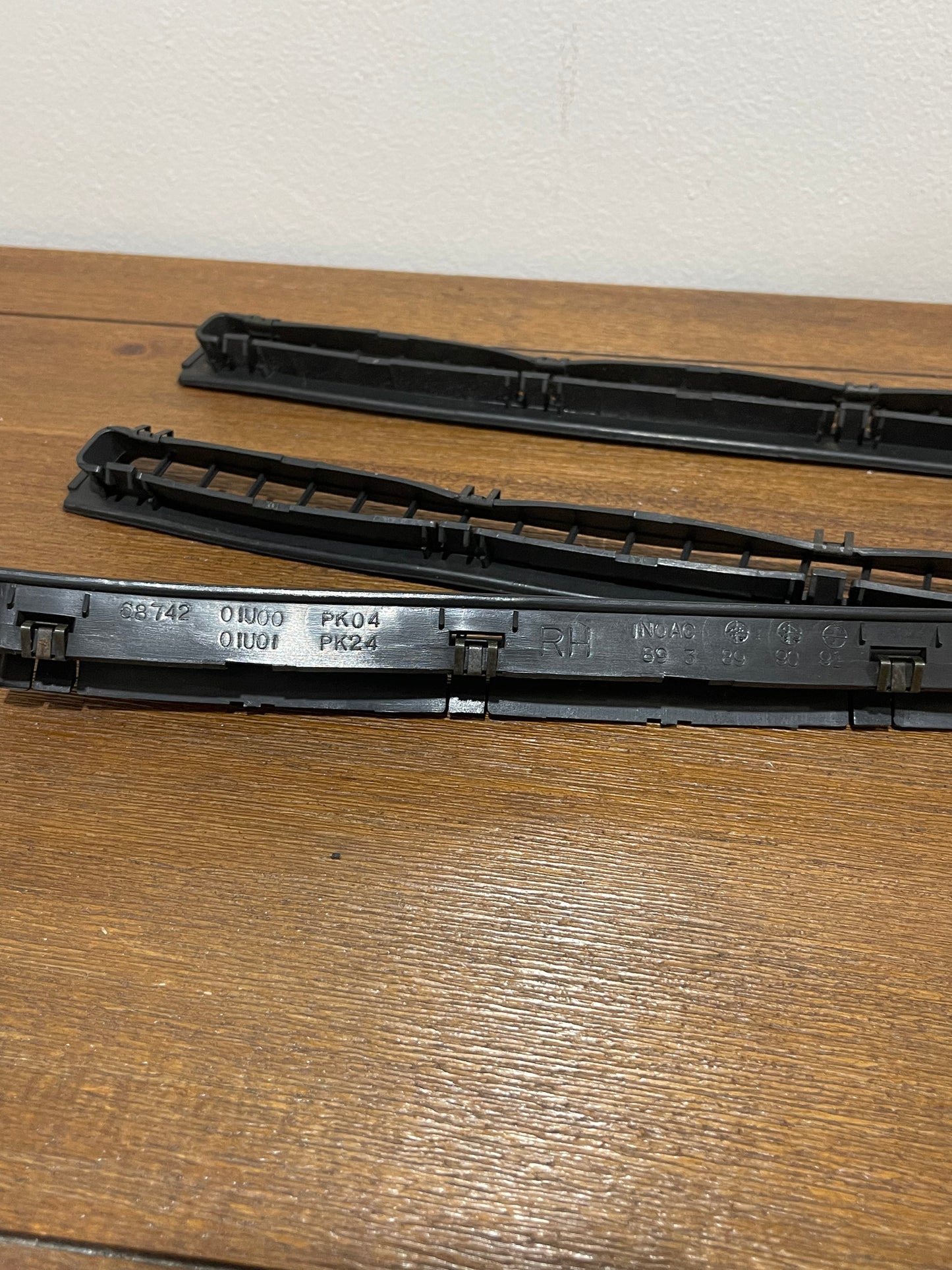 R32 GTR GTST DASH DEFROST BENT RIGHT SIDE