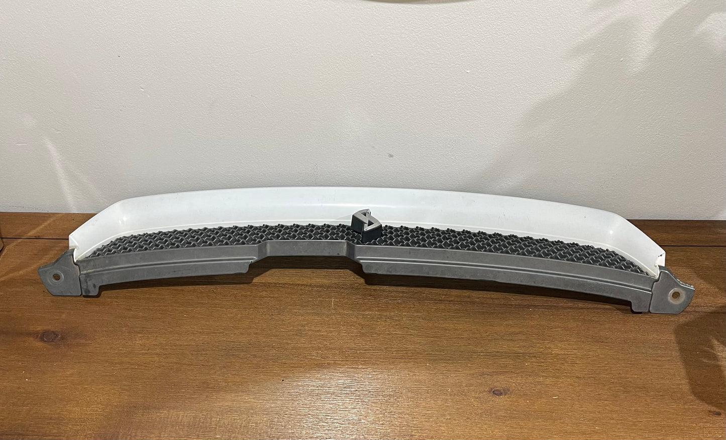 R34 GTT GT GTV SERIES 2 BUMPER GRILL