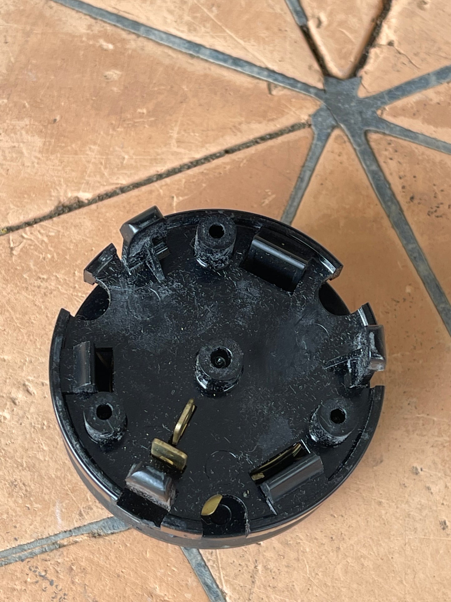 NISSAN SKYLINE R32 GTST GTS STEERING WHEEL HORN BUTTON