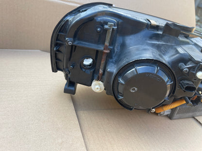 R34 SERIES 1 XENON HEDLIGHT
