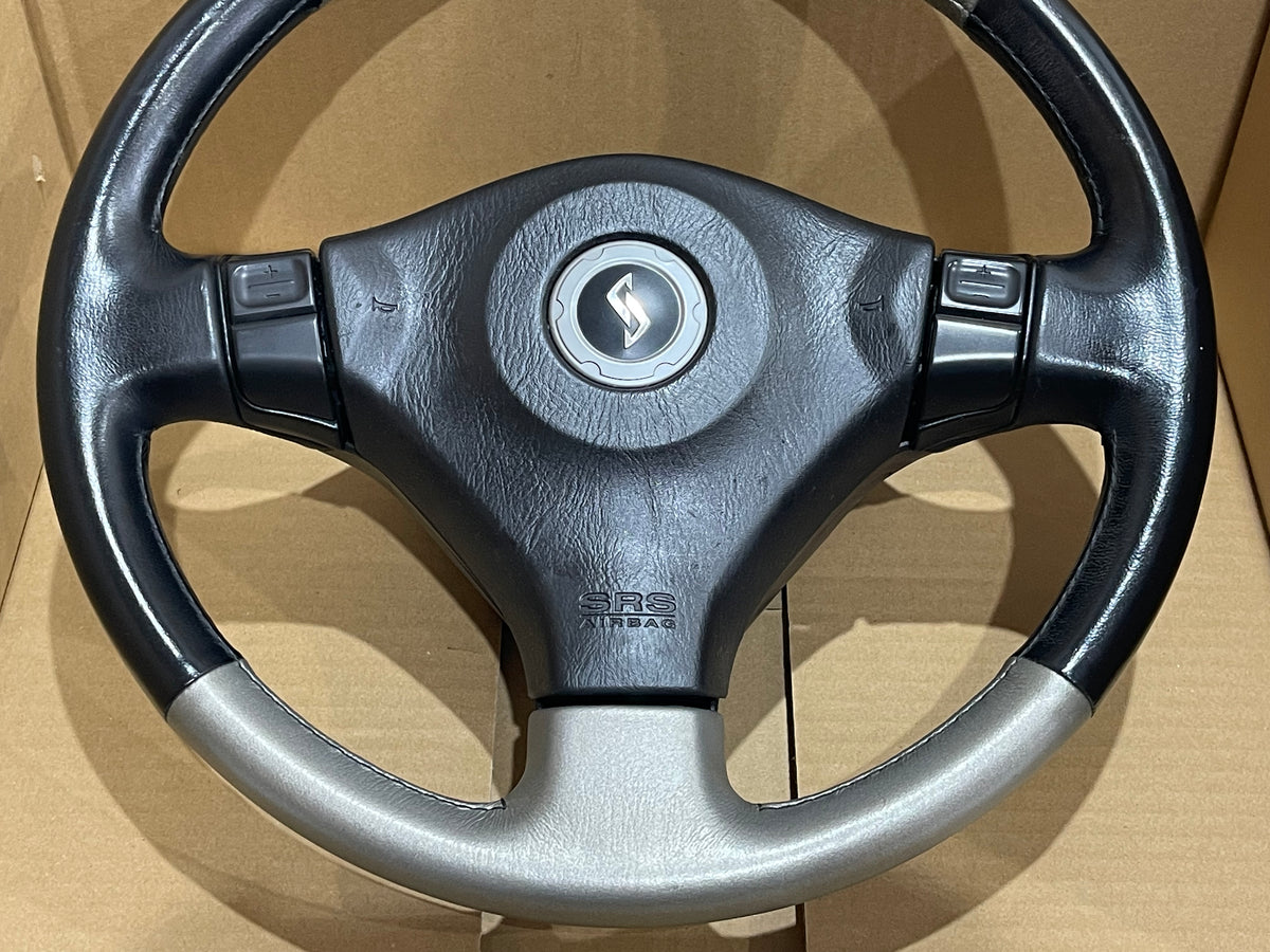 NISSAN SKYLINE R34 GT GTT AUTO STEERING WHEEL MINT (W24)