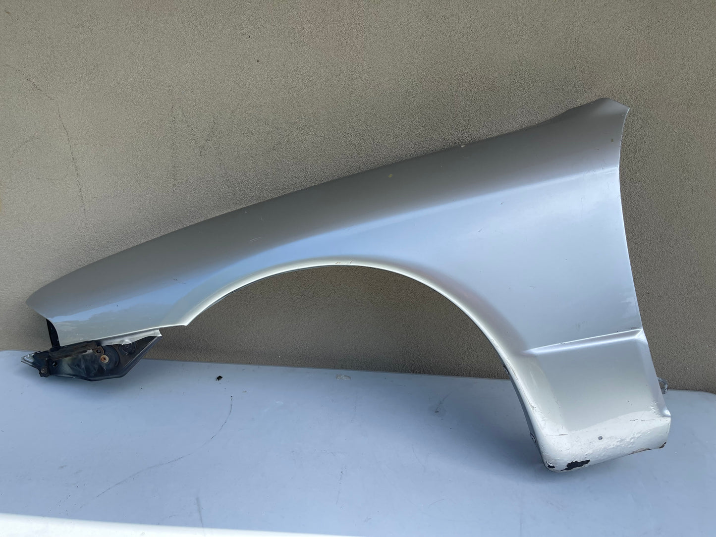 R32 GTR FACTORY LEFT SIDE FENDER