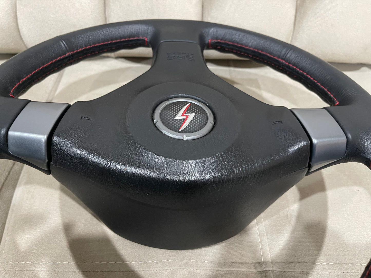 S15 STEERING WHEEL NEAR NEW CONDITION