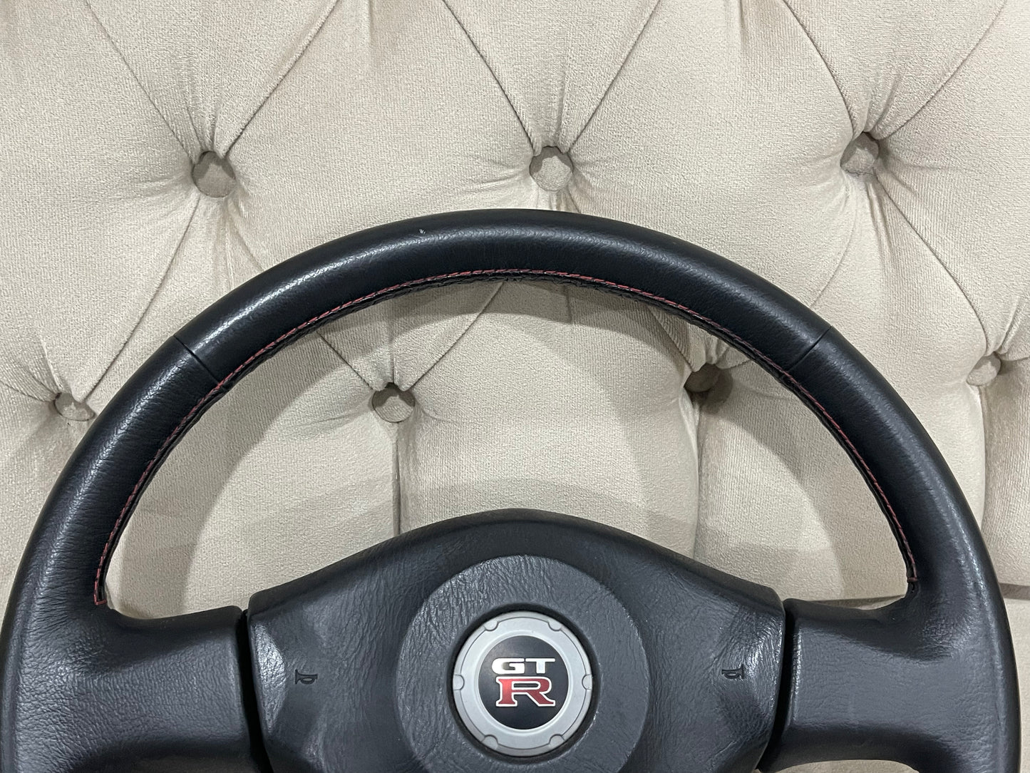 R34 GTR RED STICH STEERING WHEEL