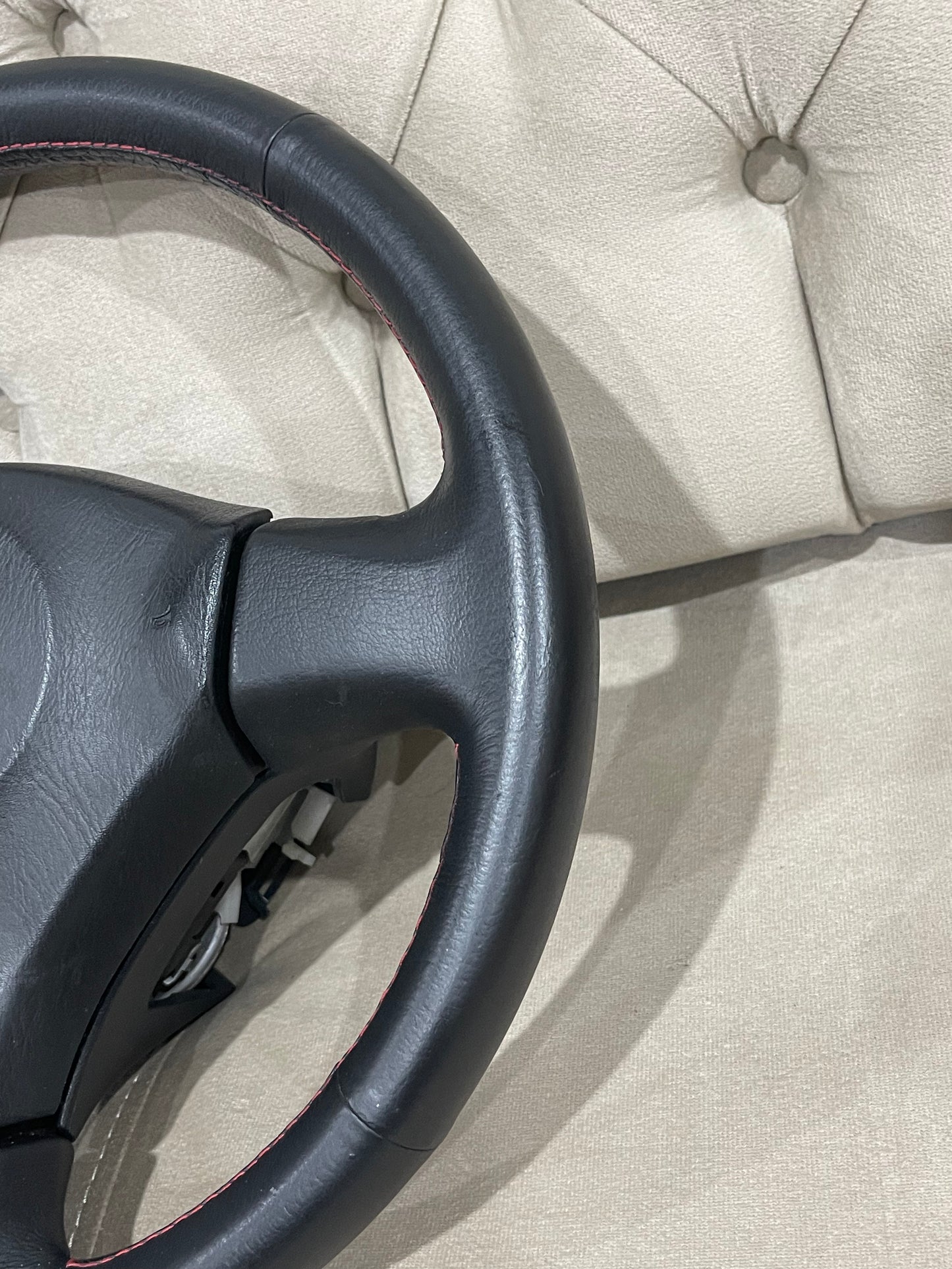 R34 GTR RED STICH STEERING WHEEL