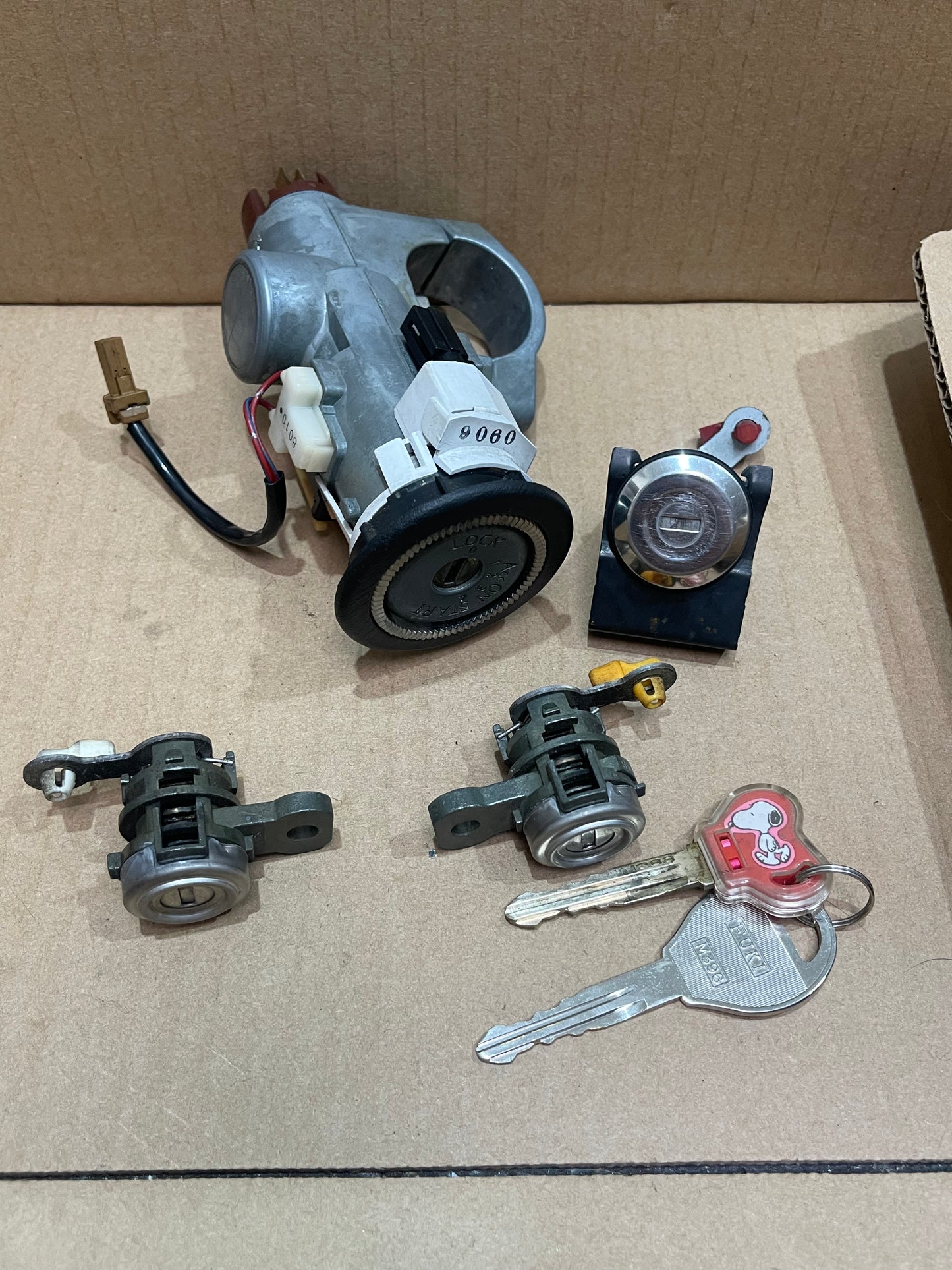 SKYLINE R34 GT GTT IGNITION BARREL AND THE LOCKS