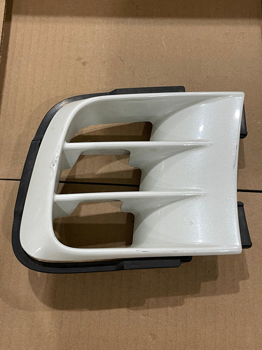 R34 GTT FRONT BUMPER VENT/DUCT