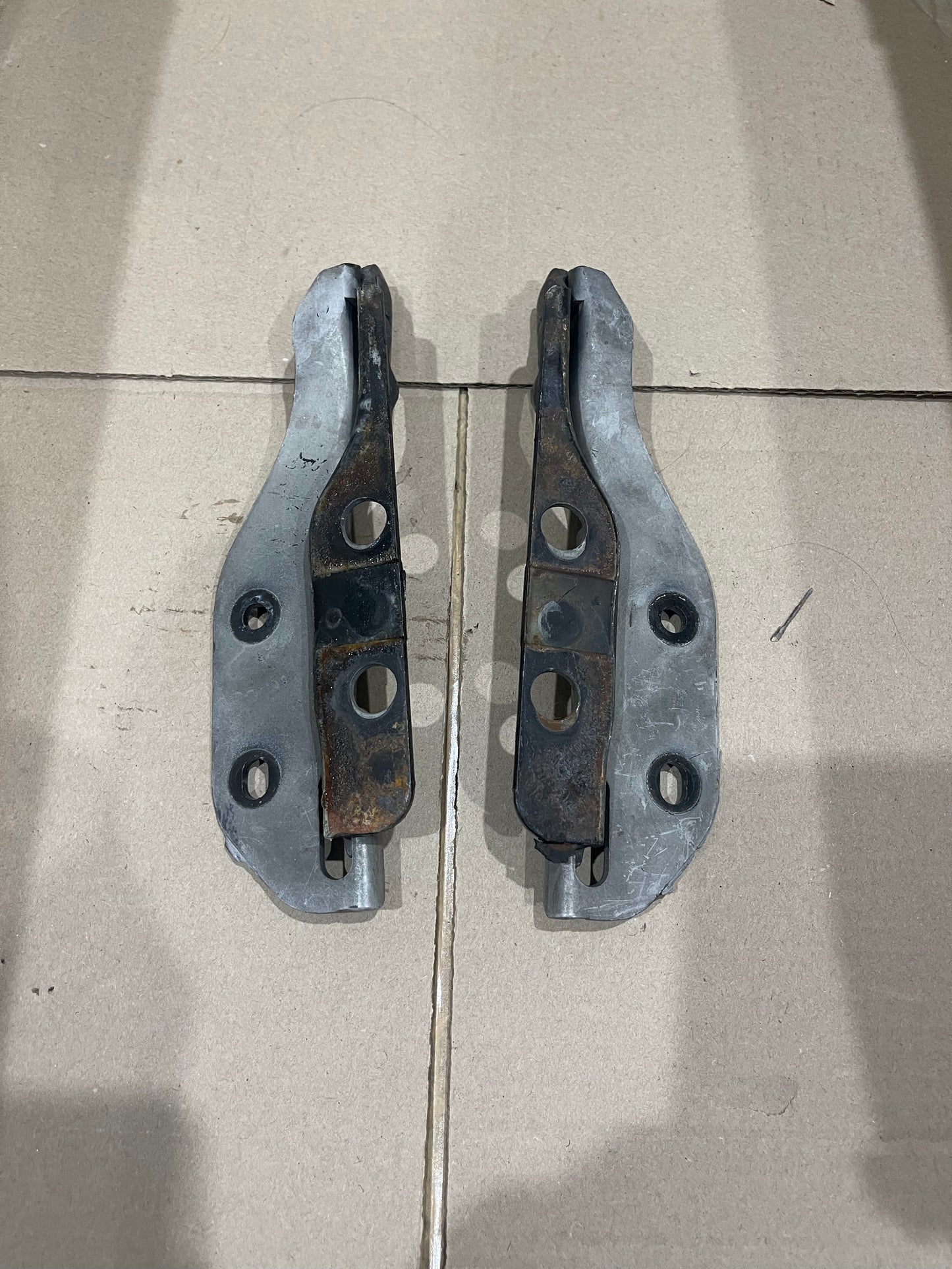 R32 GTR GTST BONNET HINGES