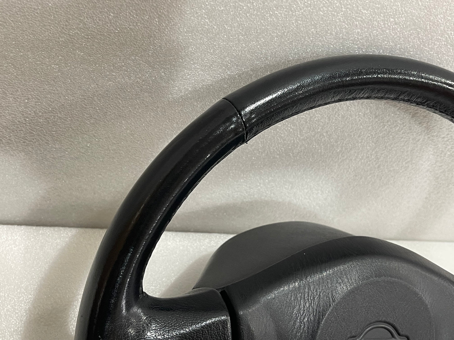 Nissan Skyline R34 GTR GTT GT STEERING WHEEL (W21)