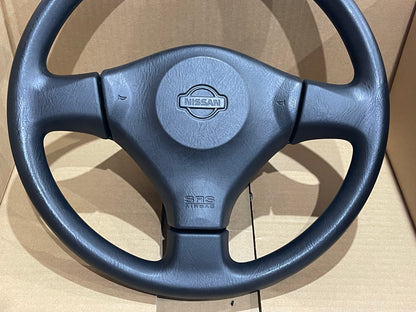 NISSAN SKYLINE R34/S15 GT GTT MANUAL STEERING WHEEL NEAR NEW..MINT (W25)