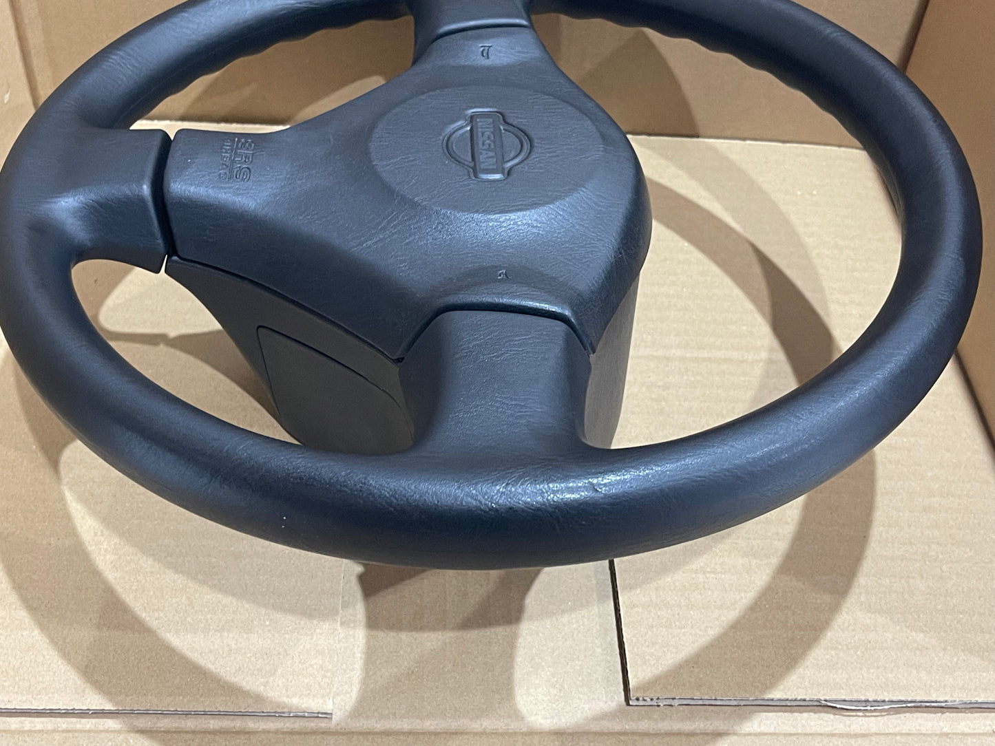 NISSAN SKYLINE R34/S15 GT GTT MANUAL STEERING WHEEL NEAR NEW..MINT (W25)