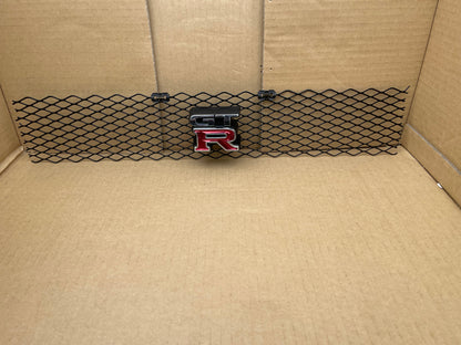 GENUINE R34 GTR BUPPER UPPER MESH AND THE GTR BADGE