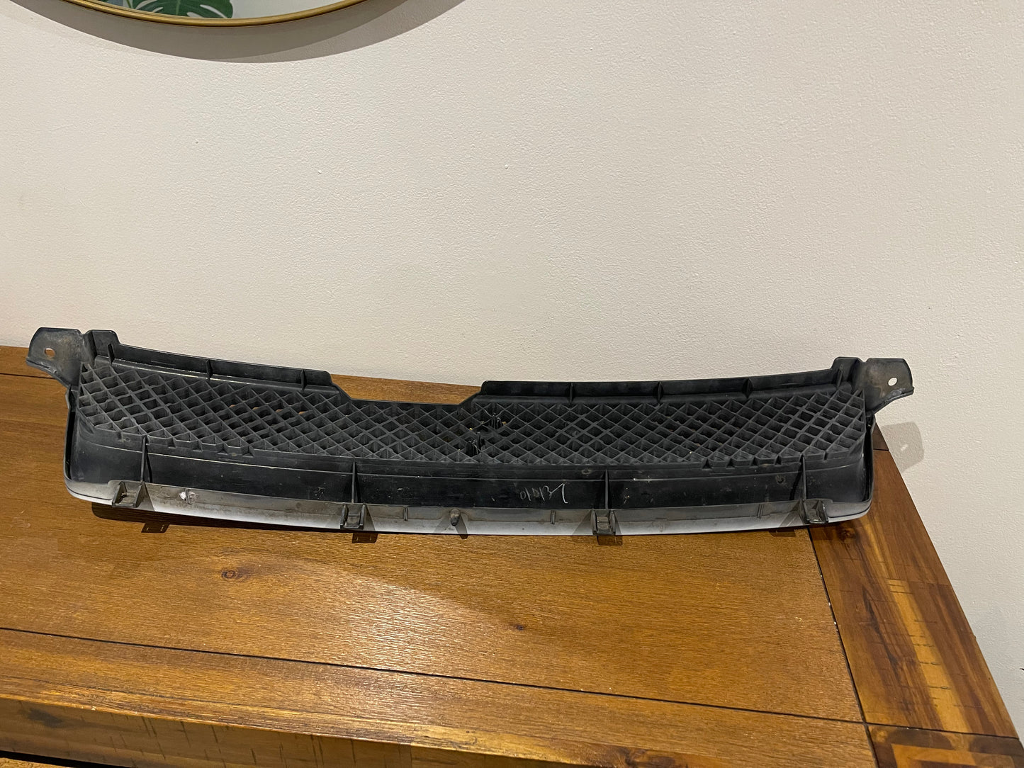 R34 Series 2 Front Grill With S Badge